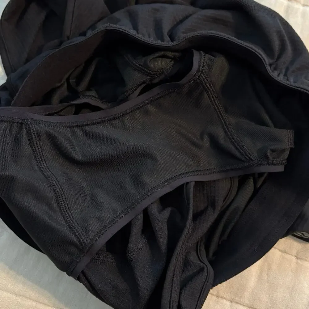 Lululemon Size 6 Swiftly Mid-Rise Short 3